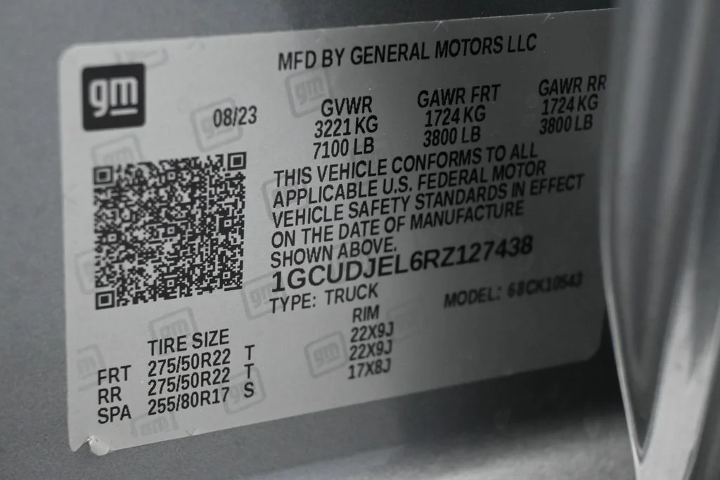 Used 2024 Sterling Gray Metallic Chevrolet High Country image 16