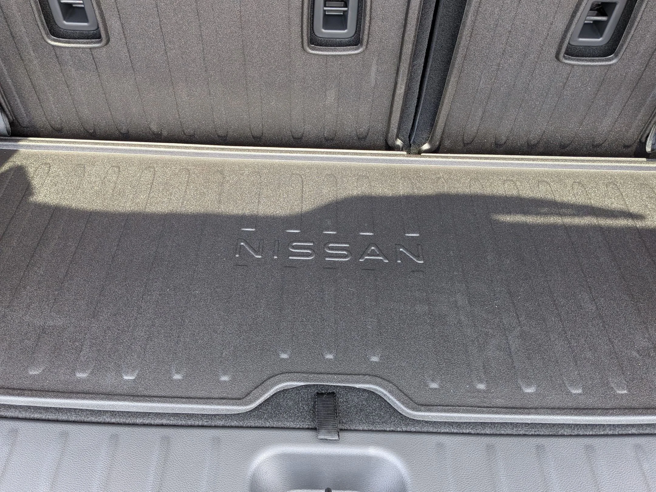 New 2026 Boulder Gray Pearl Nissan Platinum image 24