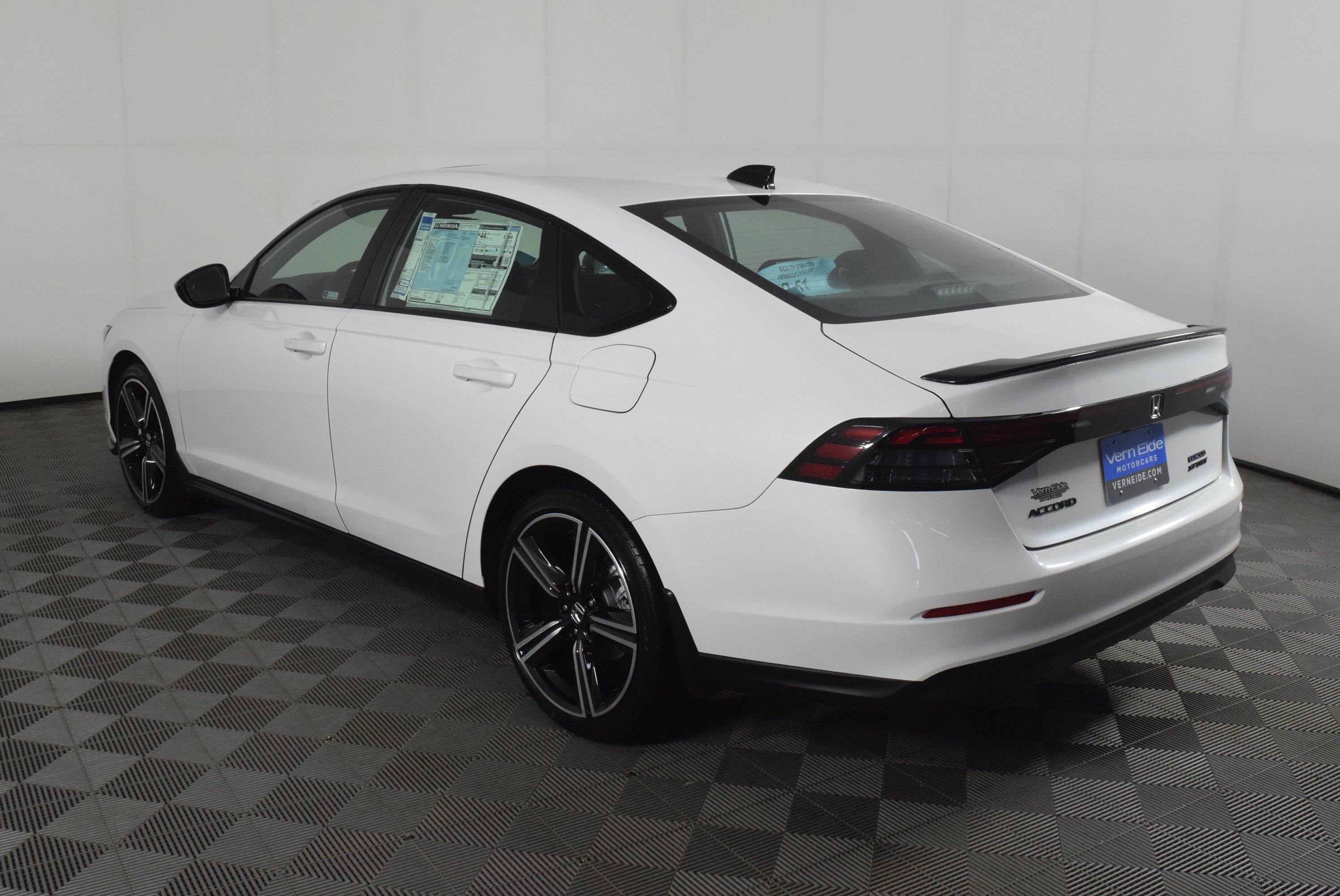 2026 Honda Accord Hybrid Sport - Photo 8