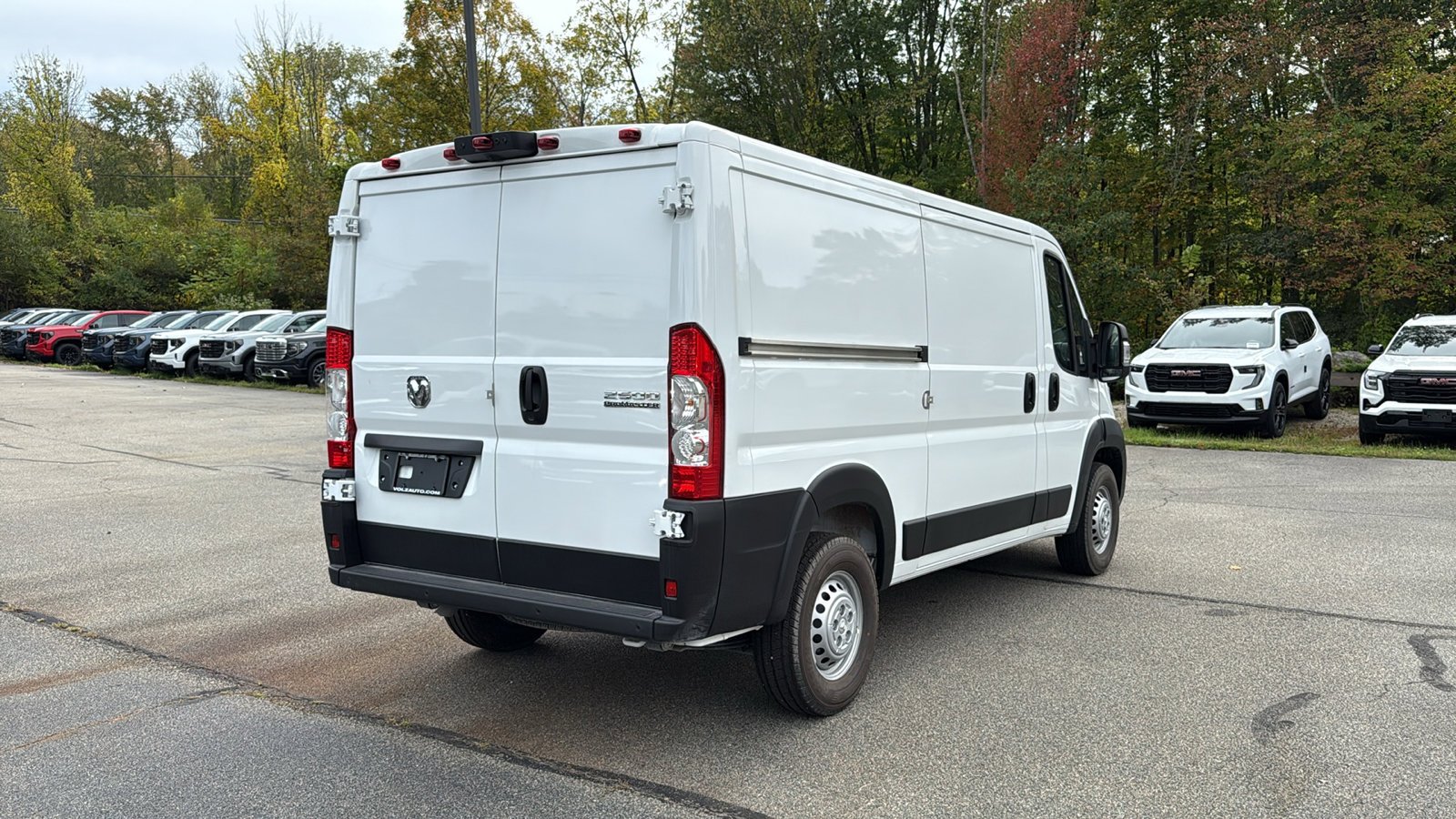 2025 Ram ProMaster 2500 Tradesman photo 2