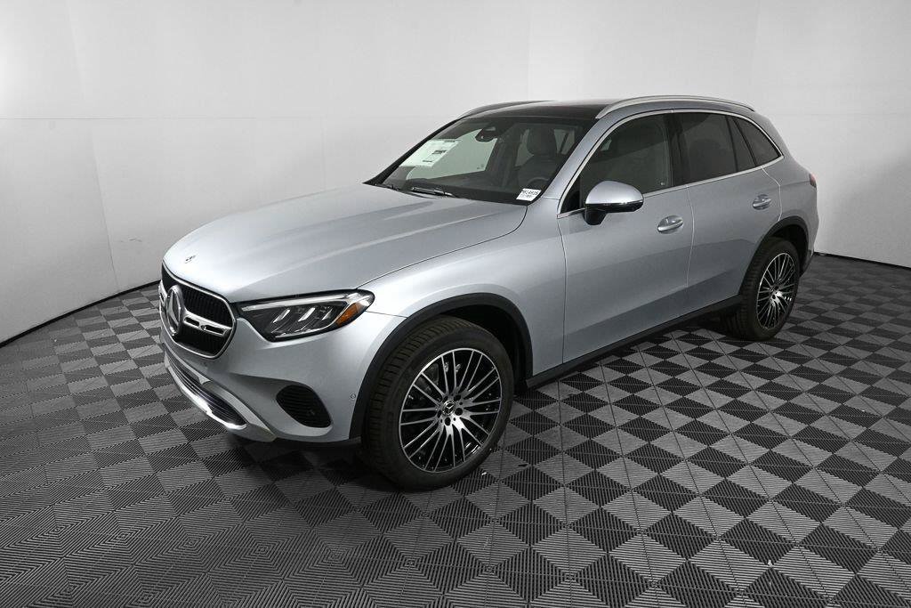 New 2026 Cirrus Silver Metallic Mercedes-Benz GLC 300 image 39