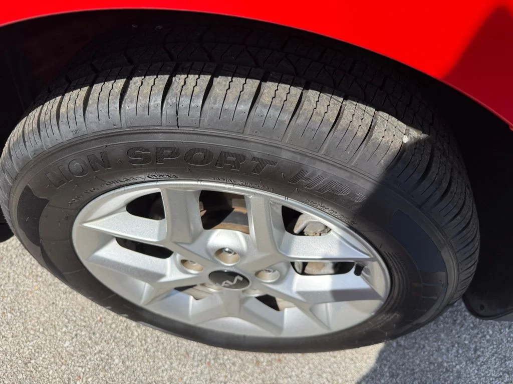 Used 2025 Red Kia LX image 28