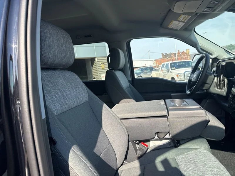 New 2026 Black Ford XLT image 15