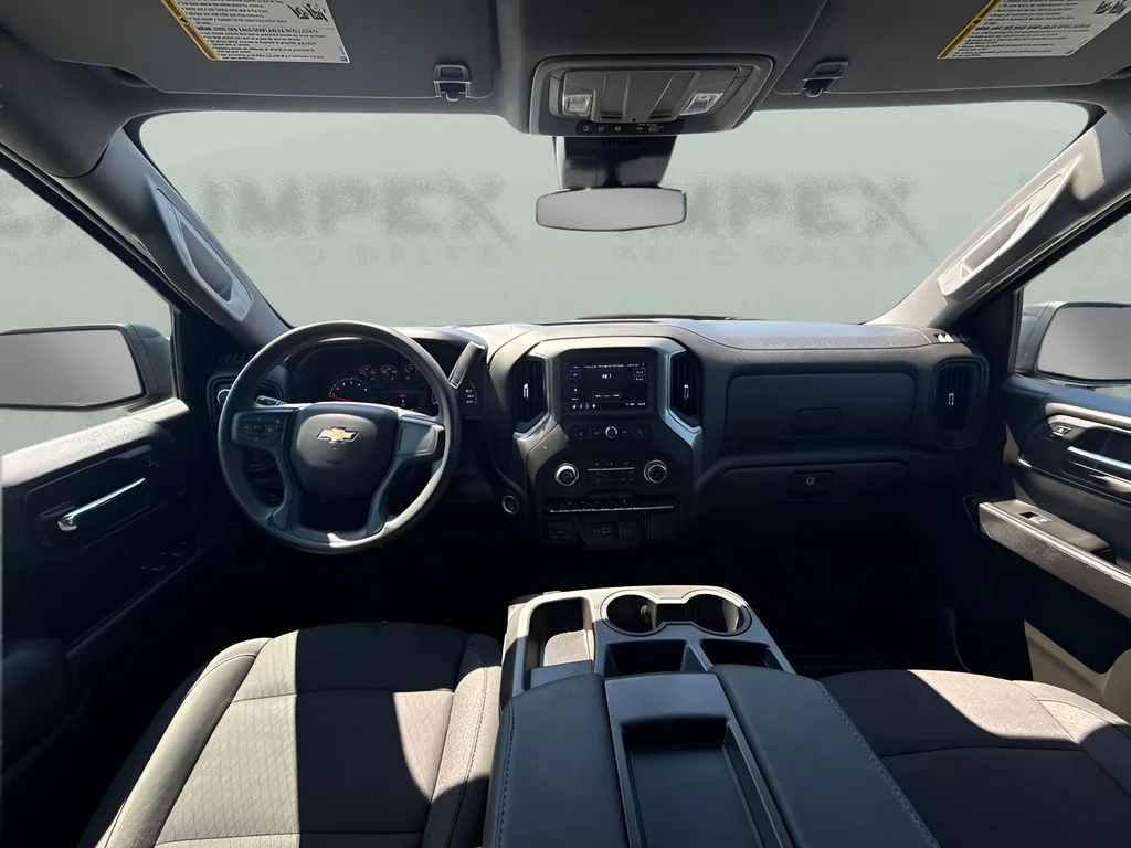 Used 2024 Black Chevrolet Custom image 7