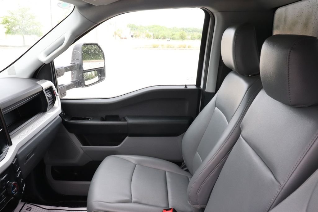 2024 Ford F-550 Super Duty Chassis Cab XL - Photo 14