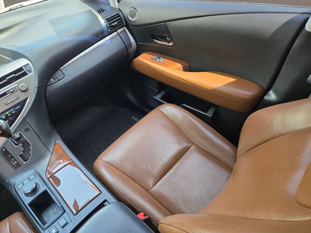 Used 2013 White Lexus 350 image 15