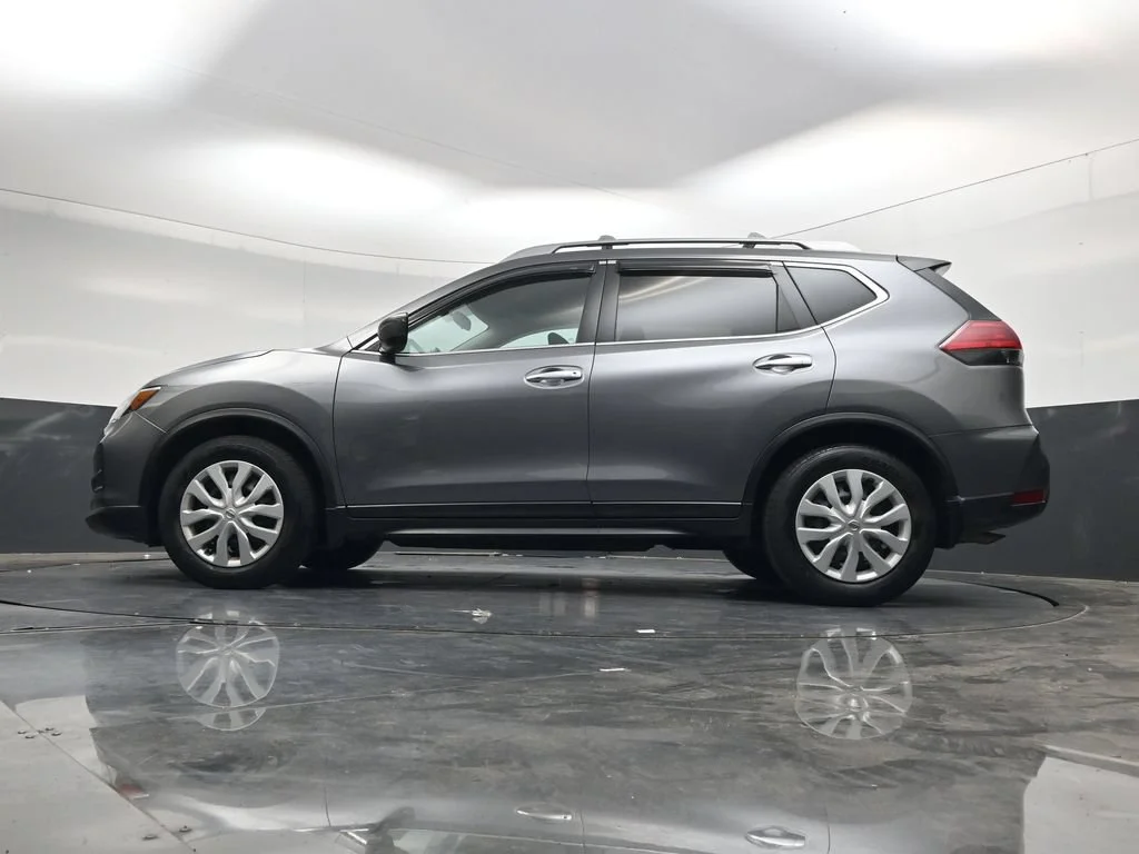 Used 2017 Gun Metallic Nissan S image 28