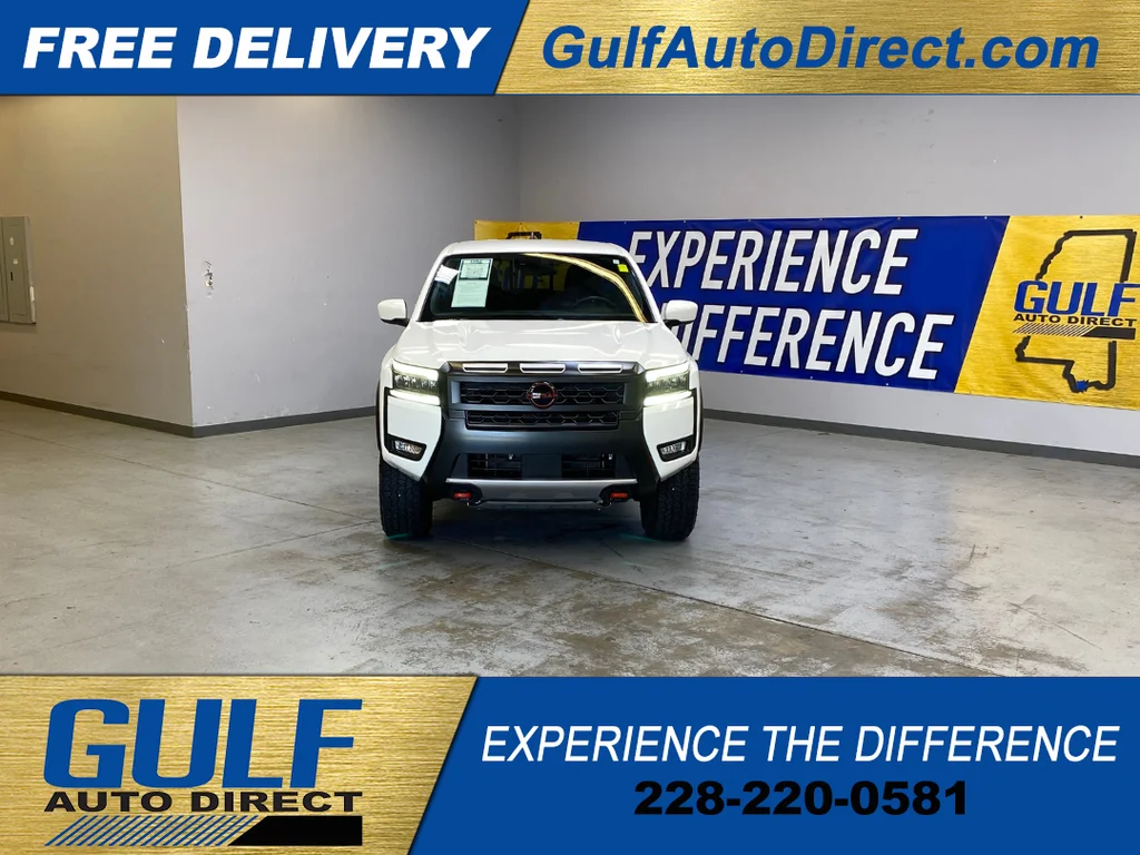 Used 2025 White Nissan PRO-4X image 3