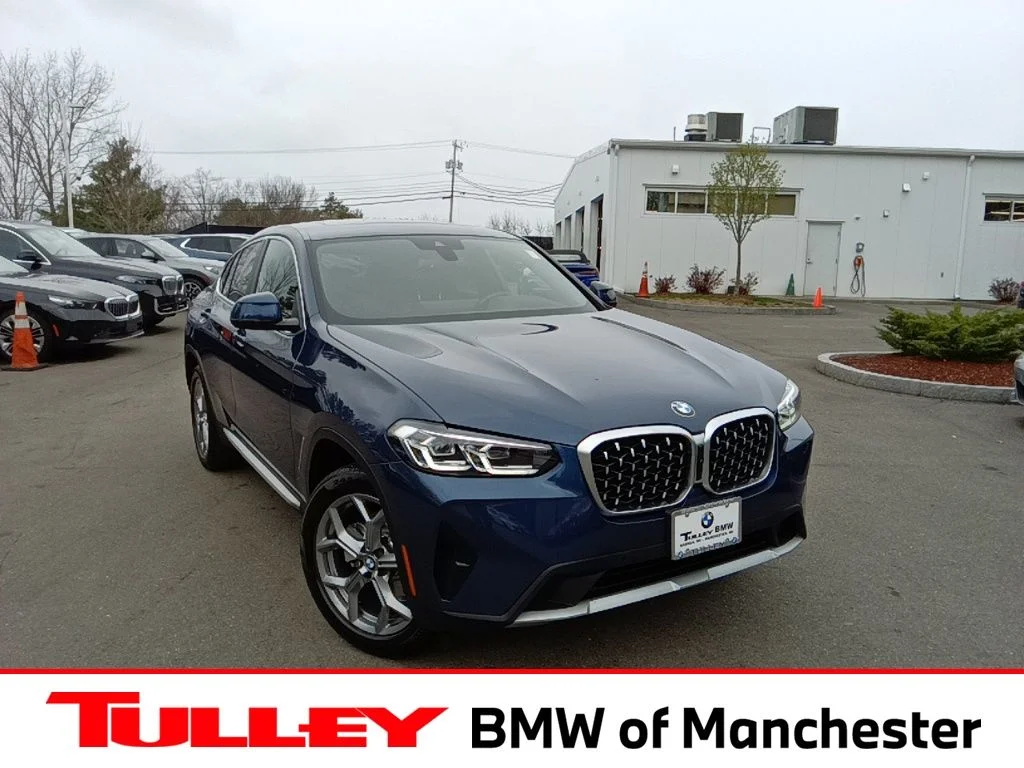 2025 BMW X4 xDrive30i's photo