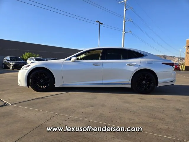 Used 2018 White Lexus 500 Base image 3