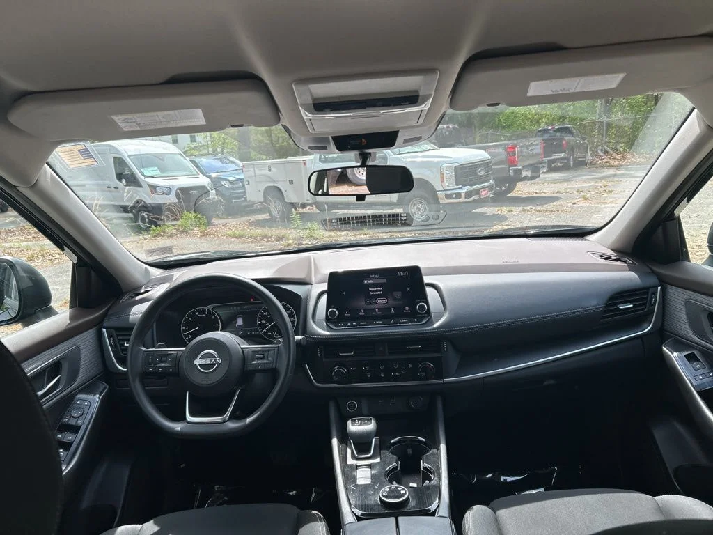 Used 2023 Black Nissan S image 26