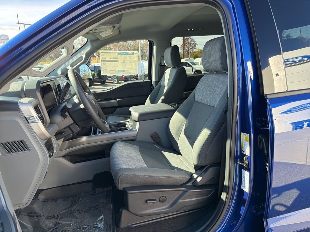 2026 Ford F-250 Super Duty XLT - Photo 10