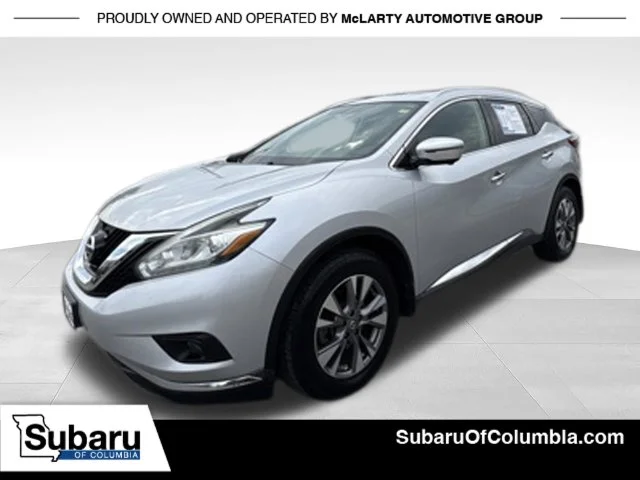 Used 2015 Silver Nissan SL image 3