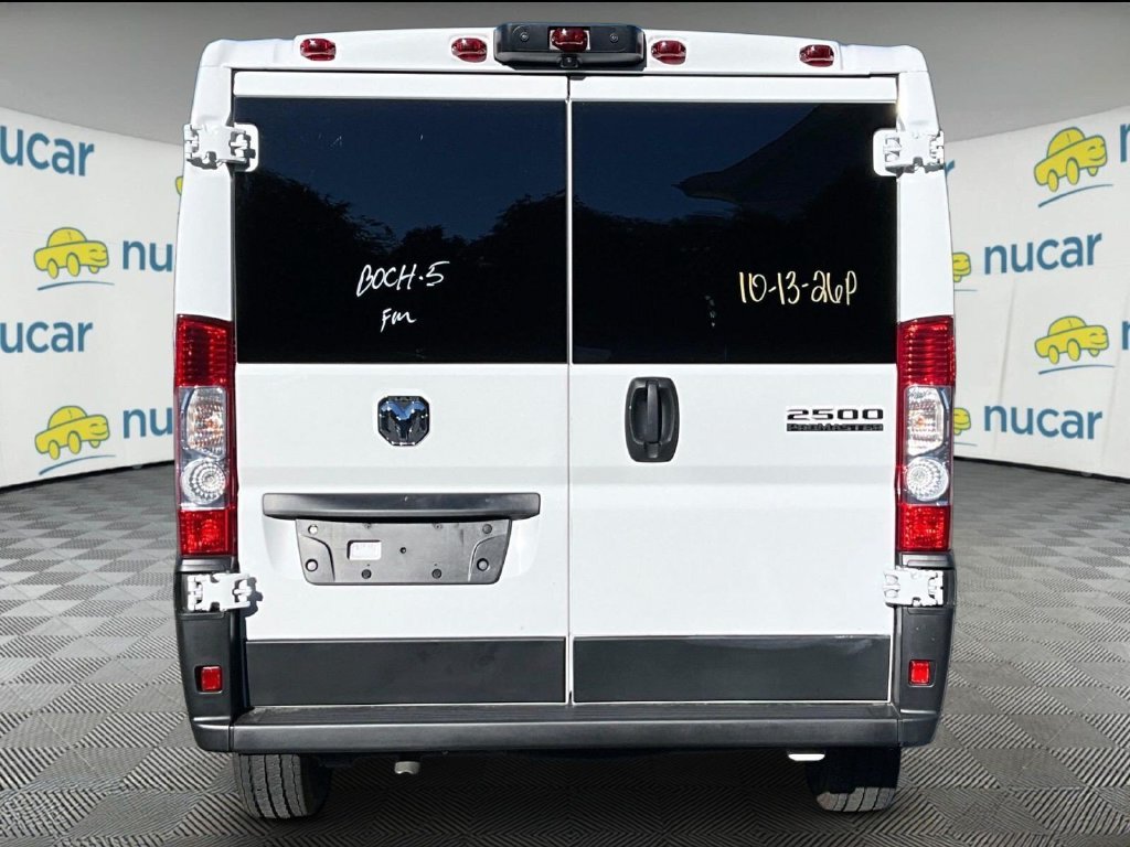 Used 2025 White Ram Base image 3