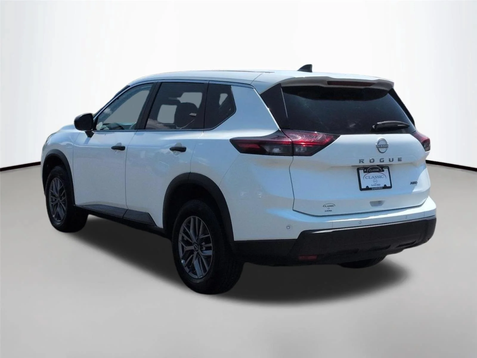 Used 2024 Glacier White Nissan S image 3