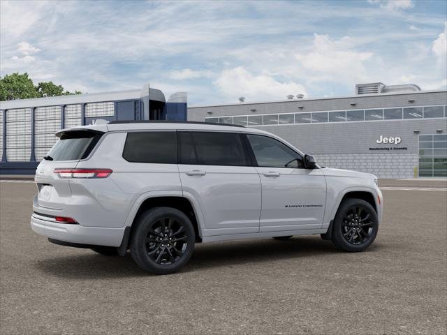 New 2026 Bright White Clearcoat Jeep Limited Reserve image 2