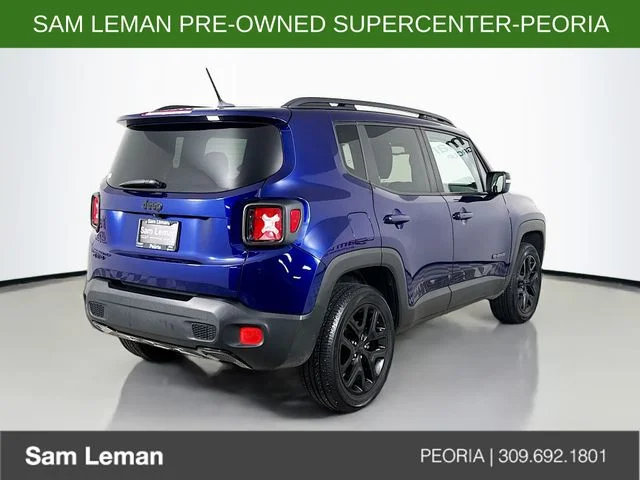 Used 2017 Blue Jeep Latitude image 7