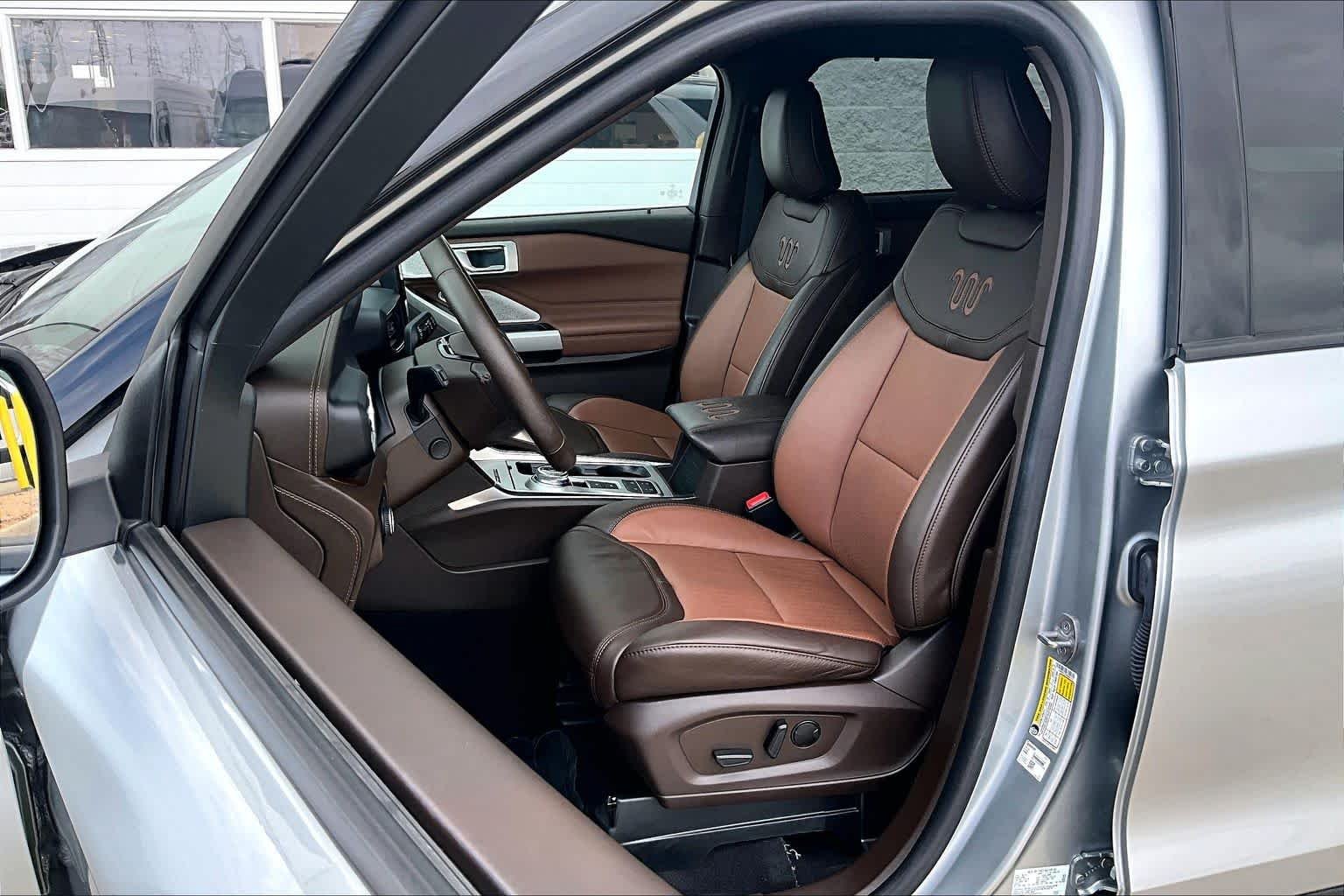 Used 2023 Iconic Silver Metallic Ford King Ranch image 8