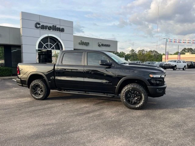New 2026 Diamond Black Crystal Pearl-Coat Exterior Paint RAM Rebel image 2