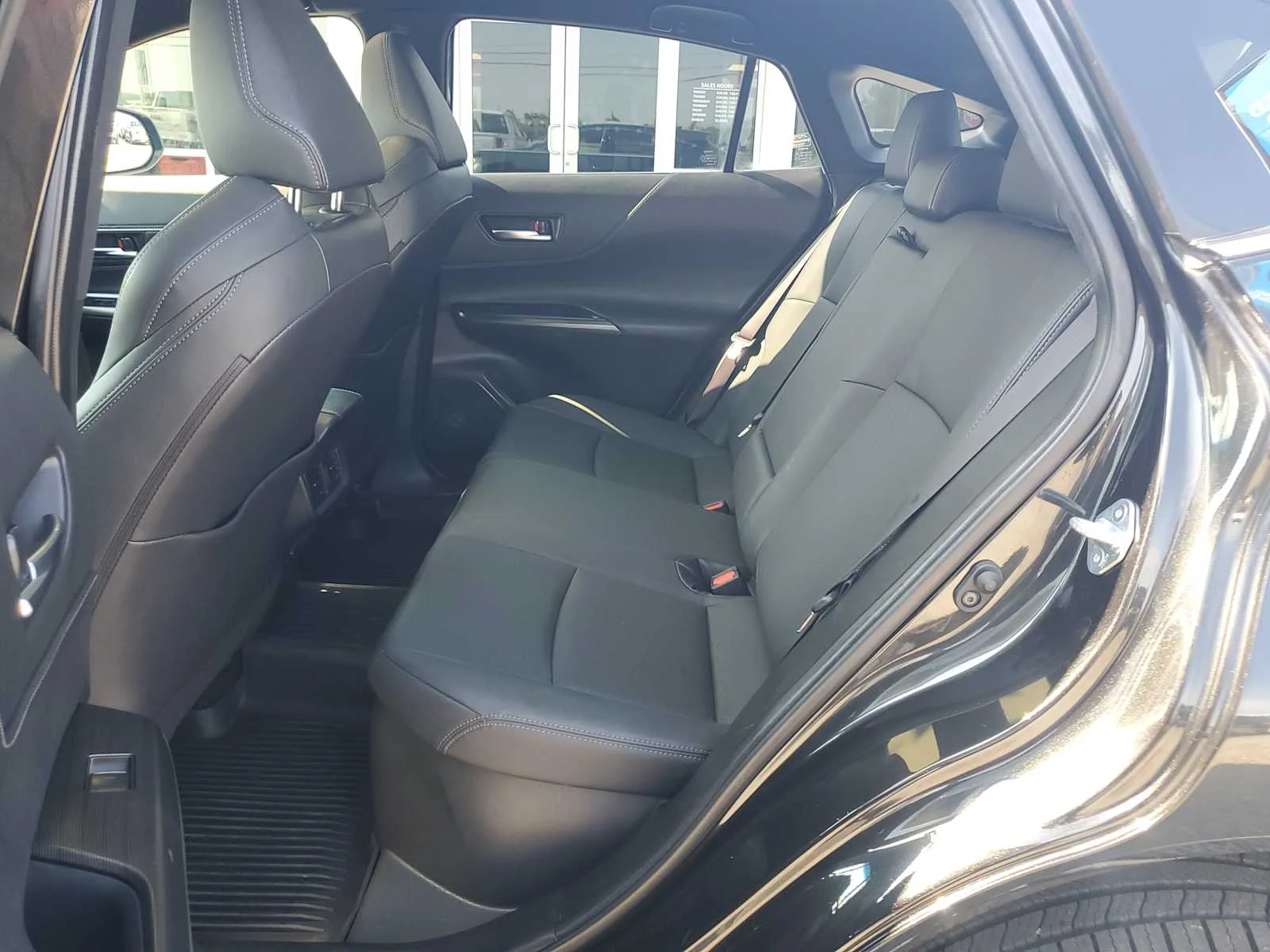 2022 Toyota Venza Limited - Photo 21