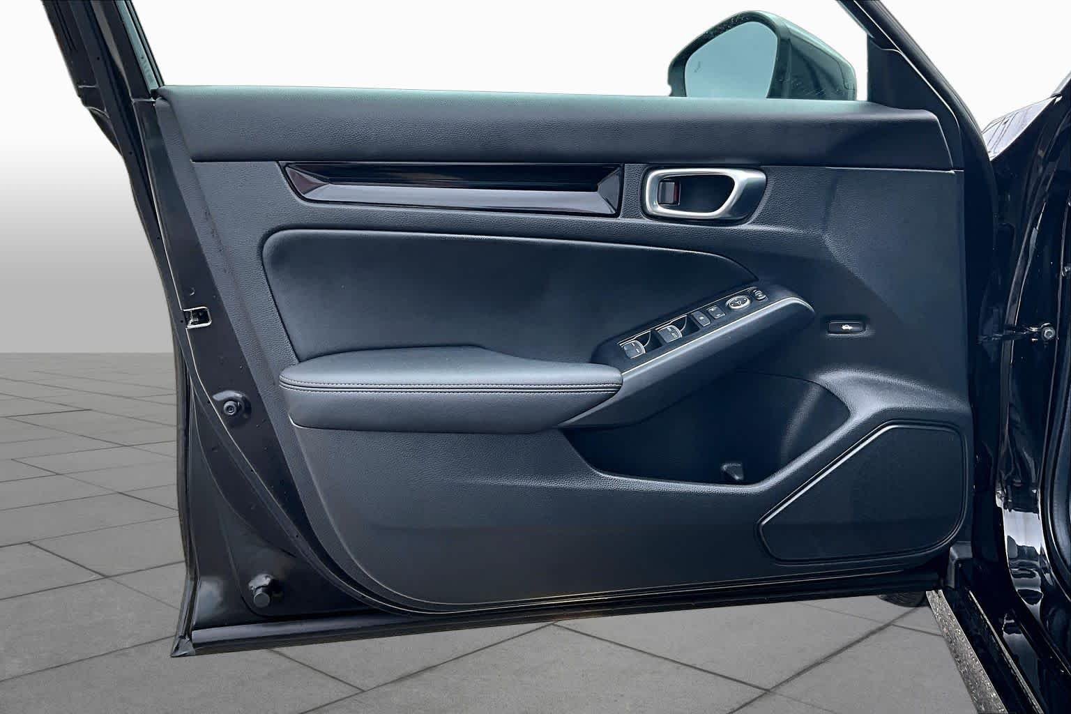 2025 Honda Civic Sport Touring - Photo 22