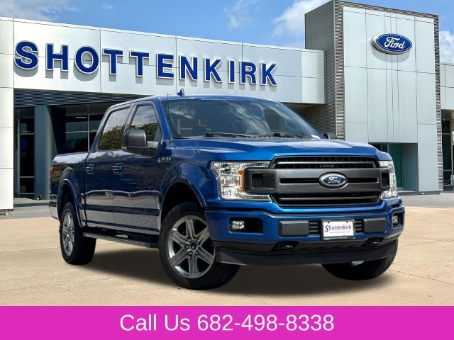 Used 2018 Blue Ford XLT image 1
