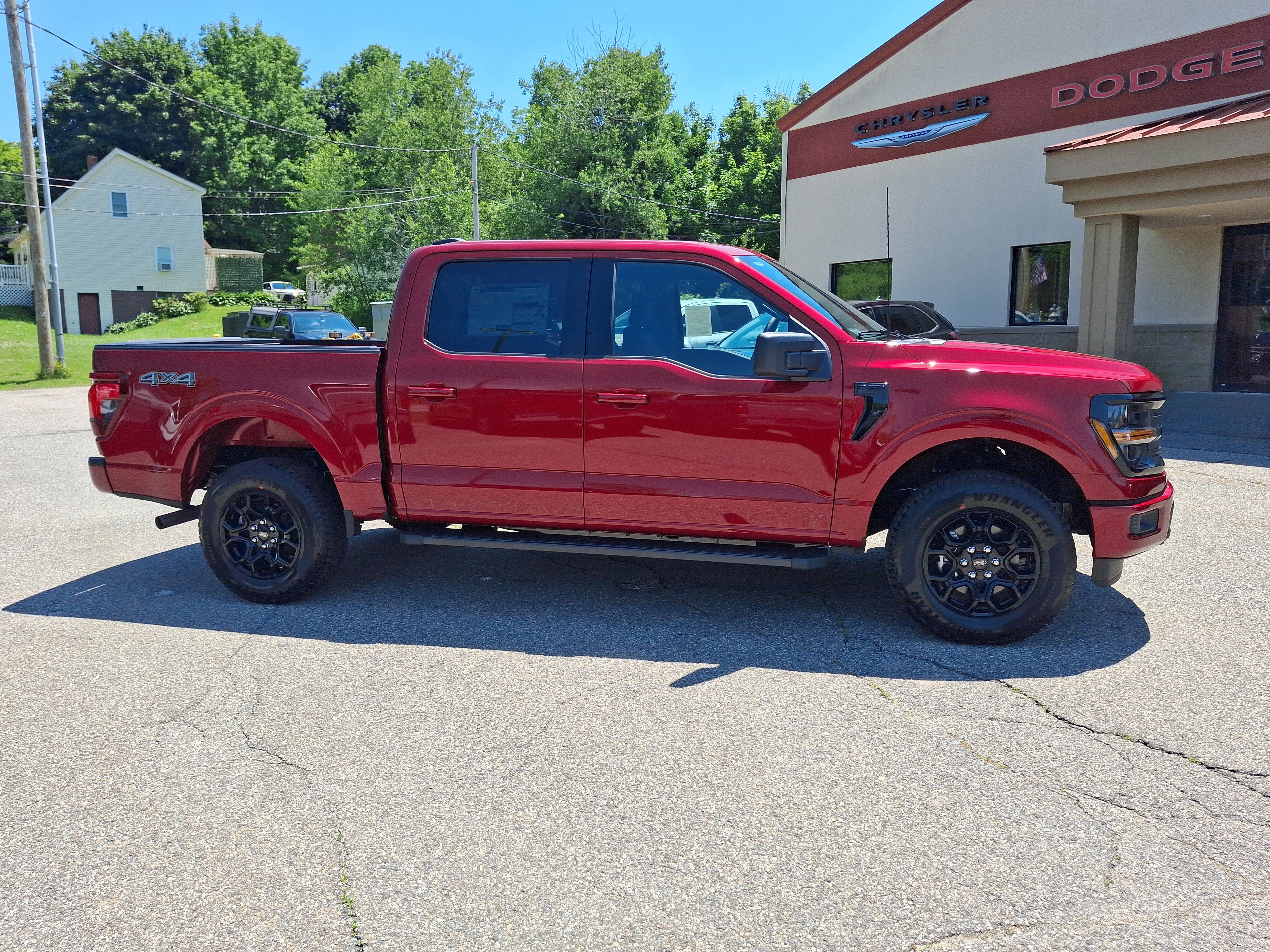New 2026 Ruby Red Metallic Tinted Clearcoat Ford XLT image 6