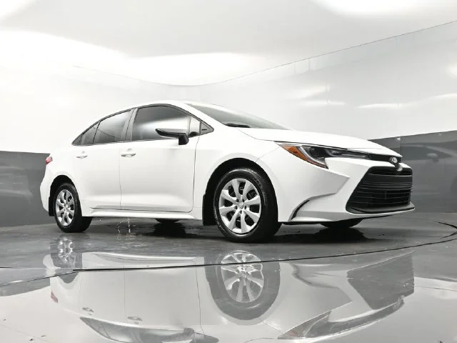 Used 2026 White Toyota LE image 41