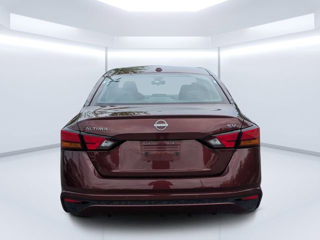 Used 2024 Red Nissan 2.5 SV image 4