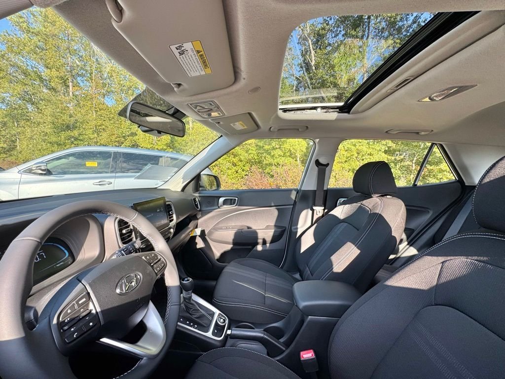 Used 2026 White Hyundai SEL image 15