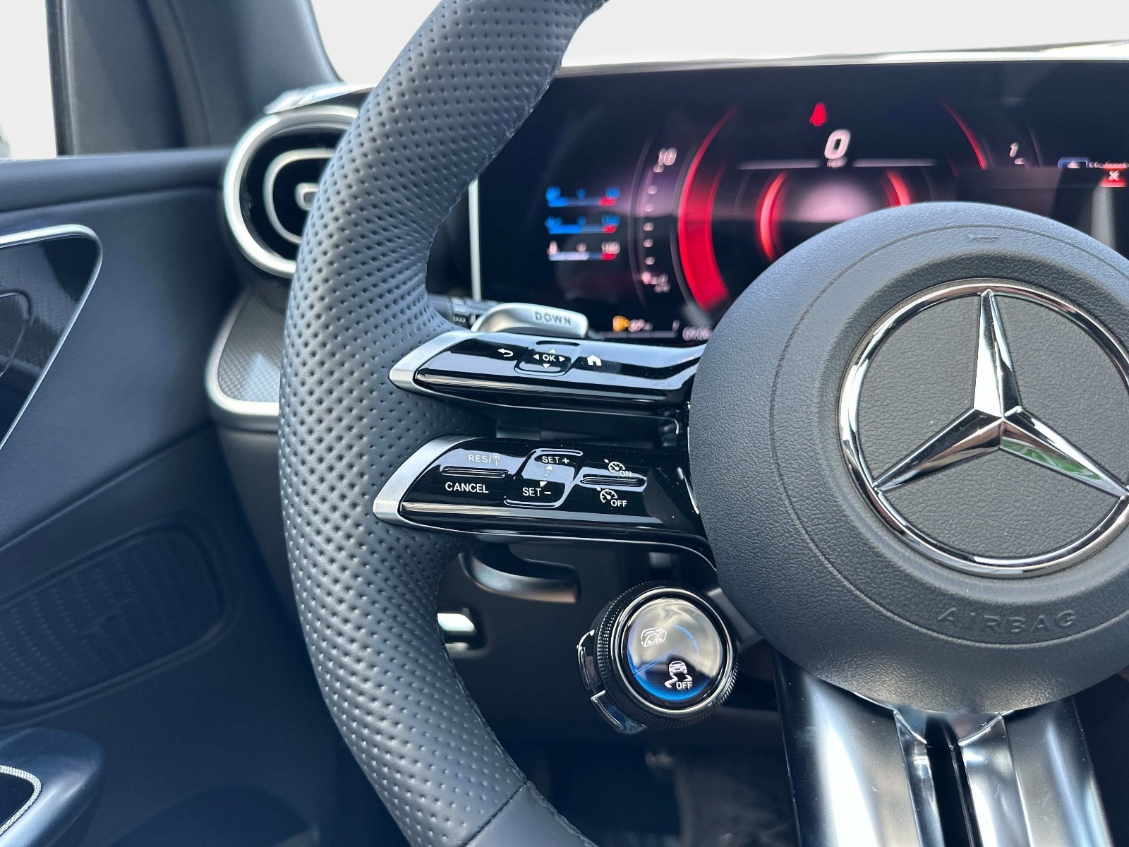 2025 Mercedes-Benz GLC AMG GLC43 - Photo 29