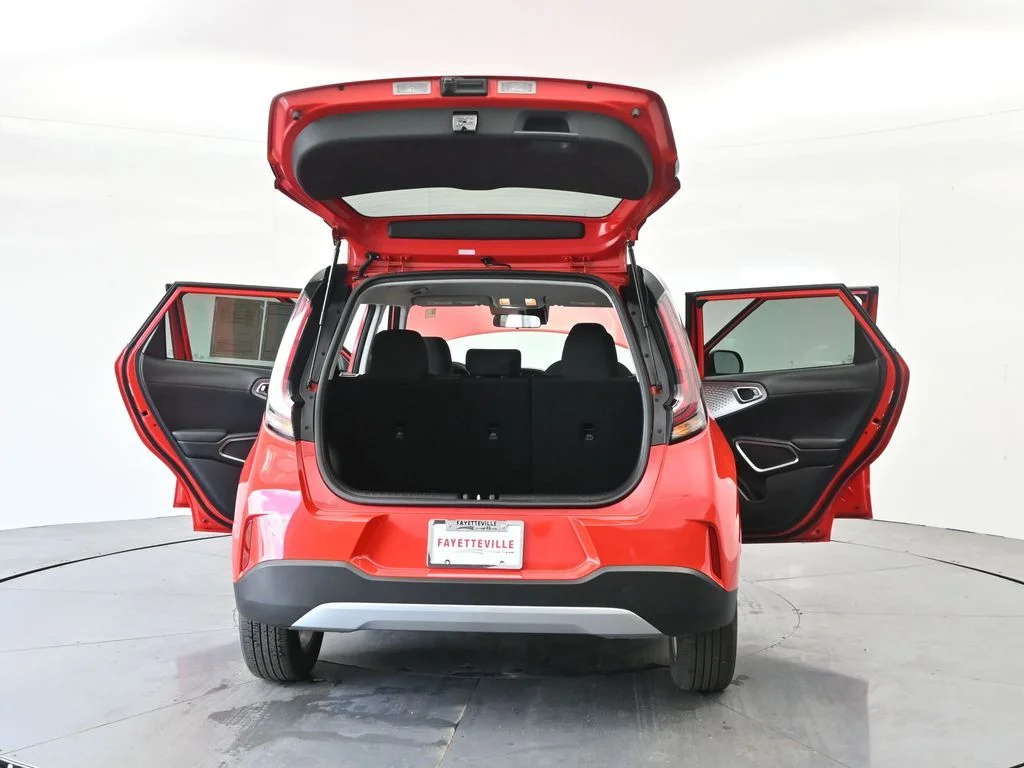 Used 2025 Red Kia LX image 43