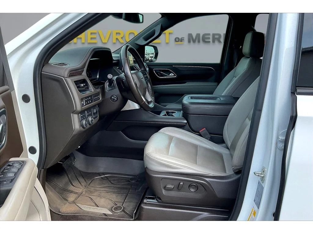 Used 2023 Summit White Chevrolet Z71 image 11