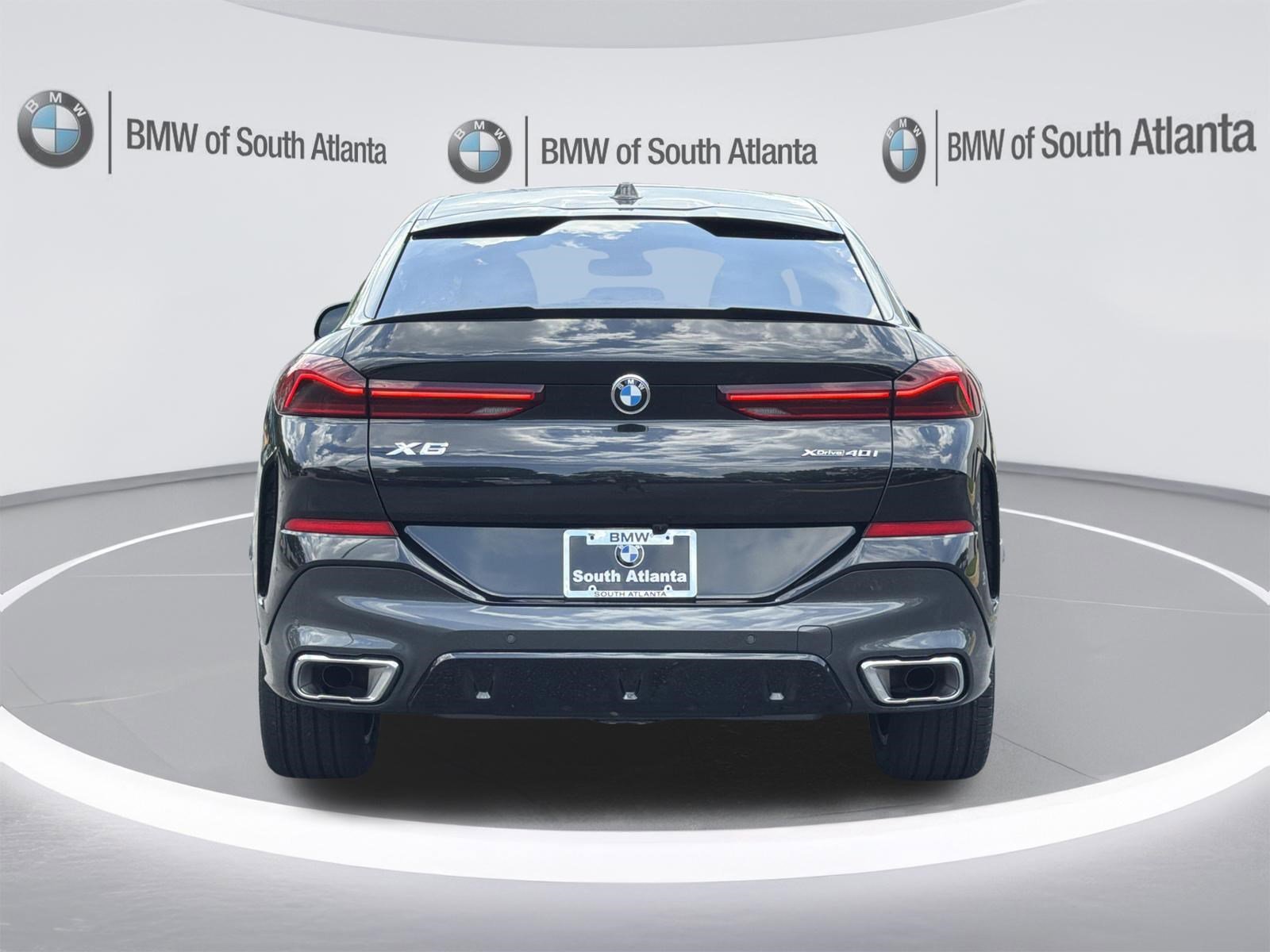 Used 2026 Black Sapphire Metallic BMW xDrive40i image 25