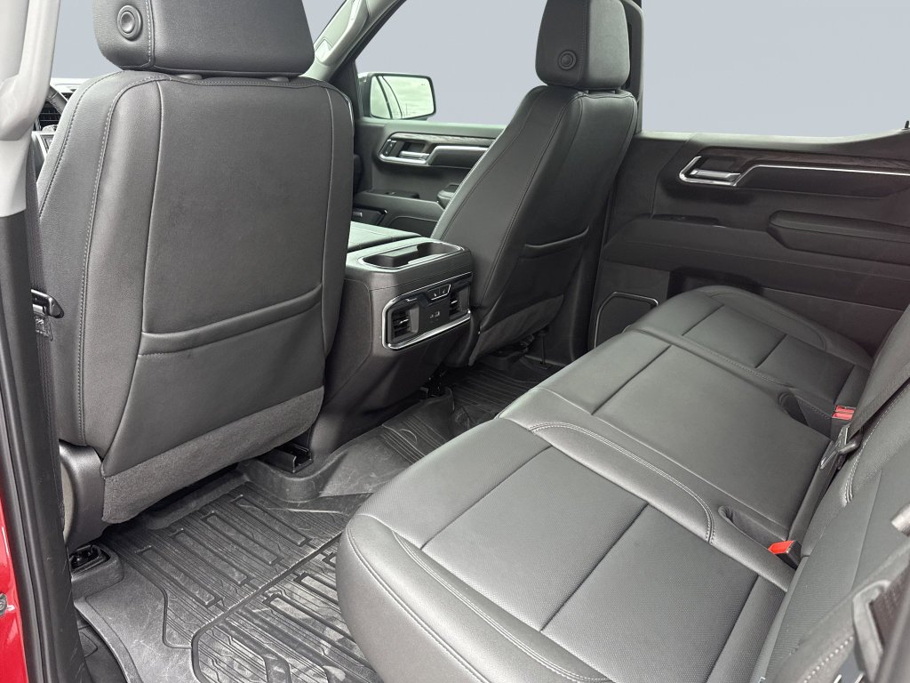 2024 GMC Sierra 1500 SLT - Photo 31
