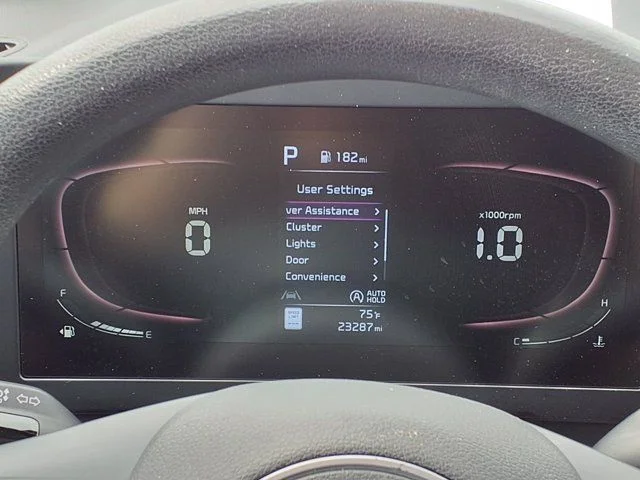 Used 2023 Snow White Pearl Kia LX image 19