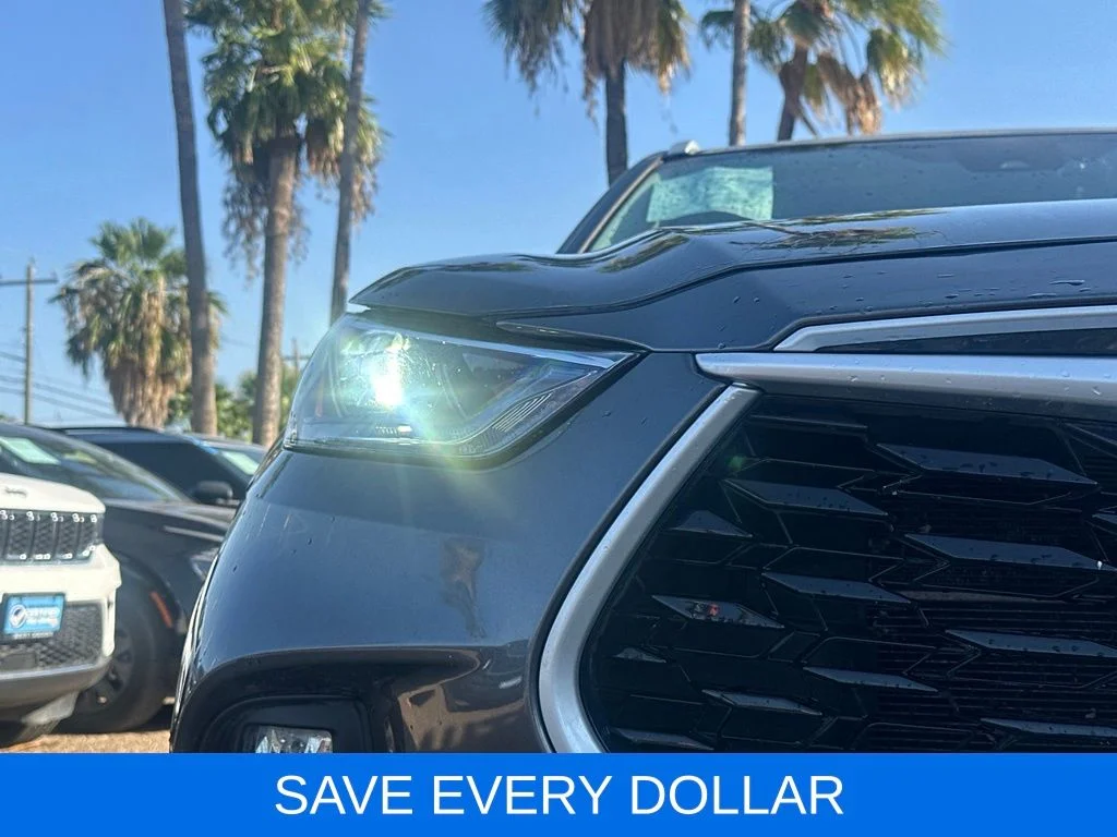 Used 2024 Gray Toyota XLE image 3