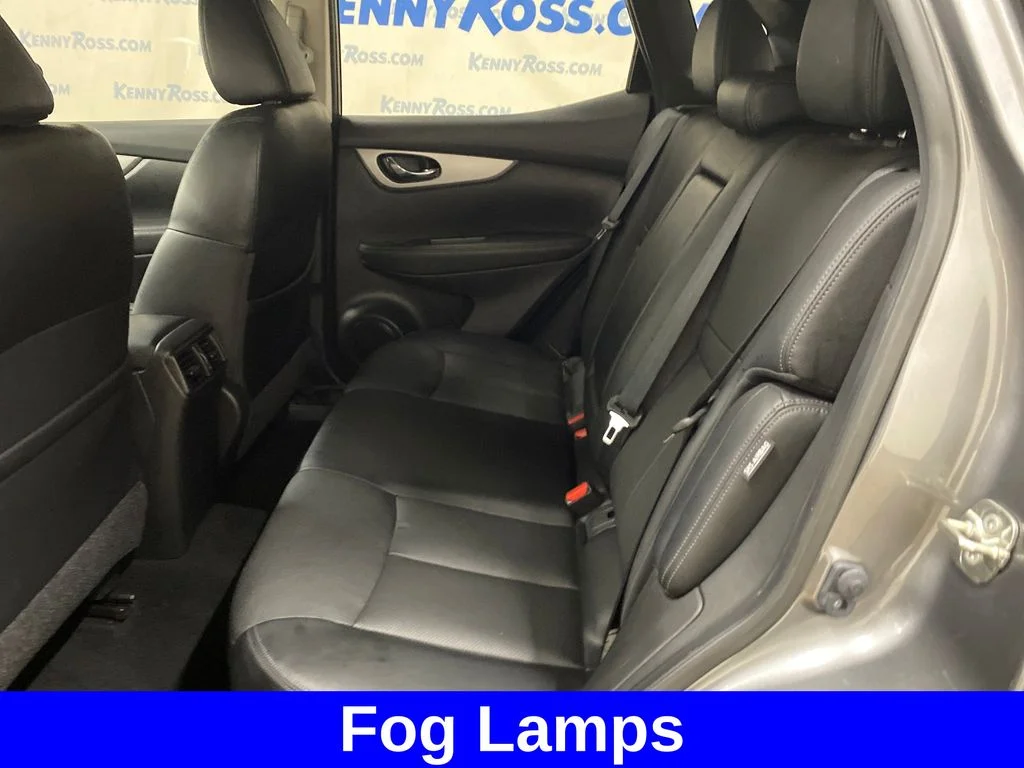 Used 2020 Gray Nissan SL image 13