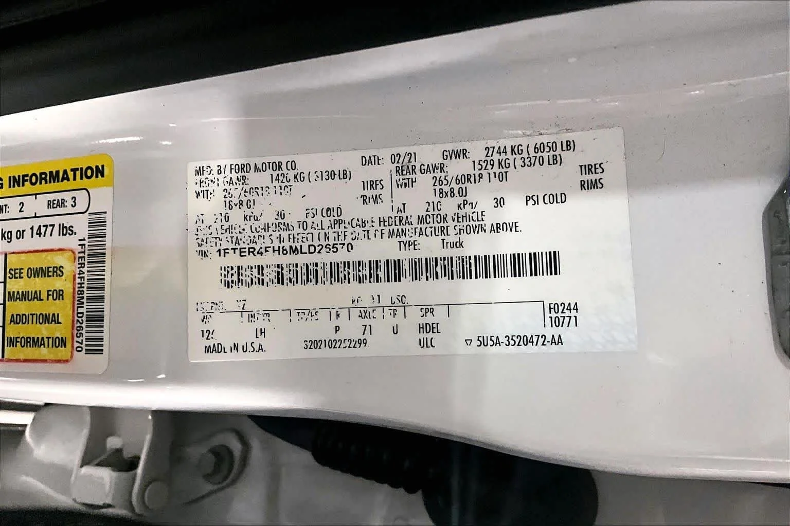 Certified Used 2021 Oxford White Ford XLT image 37