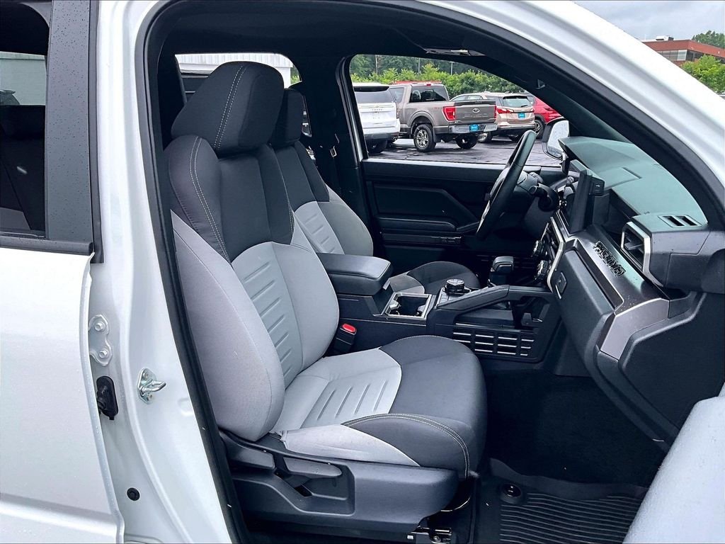 Used 2025 White Toyota TRD Off-Road image 11