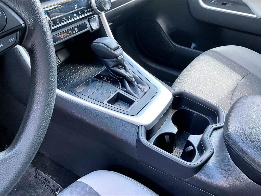 Used 2020 Silver Sky Metallic Toyota XLE image 20