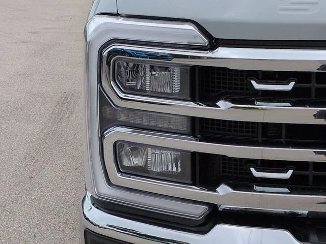 New 2026 White Ford Lariat image 10