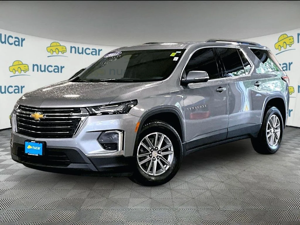 Used 2023 Gray Chevrolet LT image 3