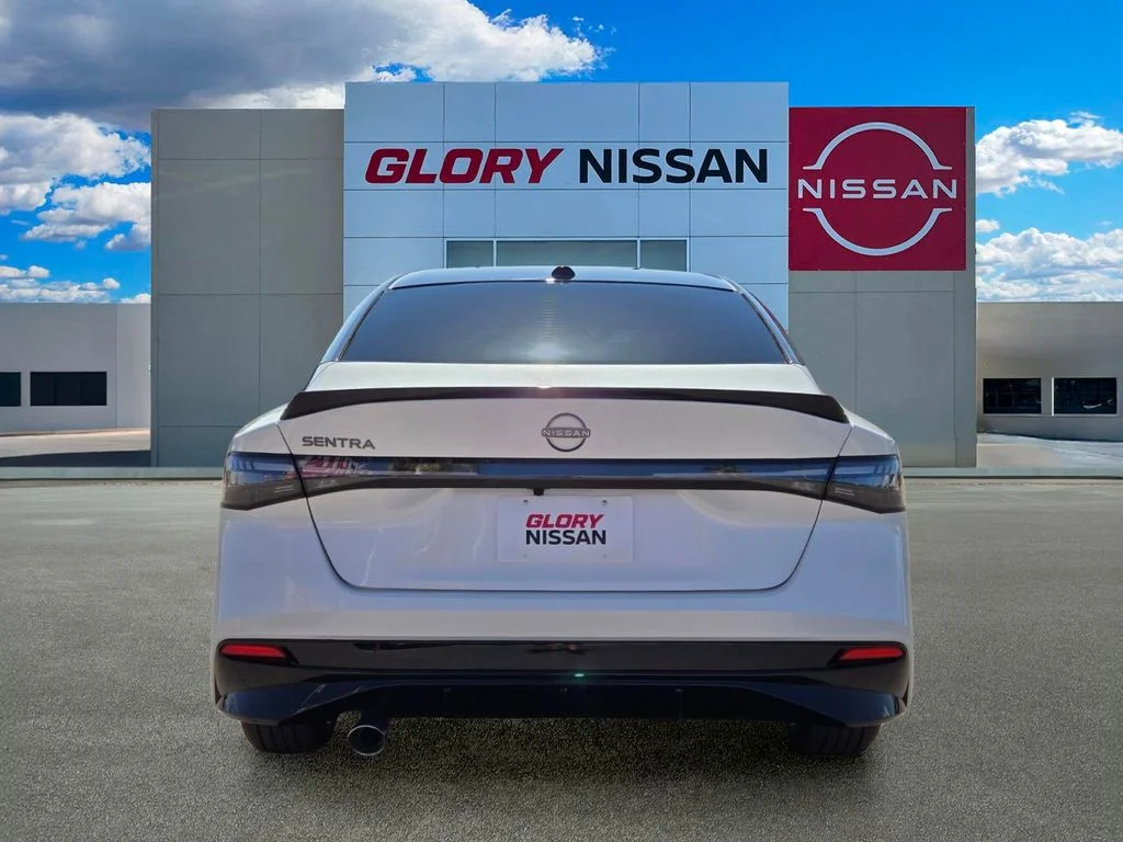 New 2027 Aspen White TriCoat / Super Black Two-tone Nissan SR image 6