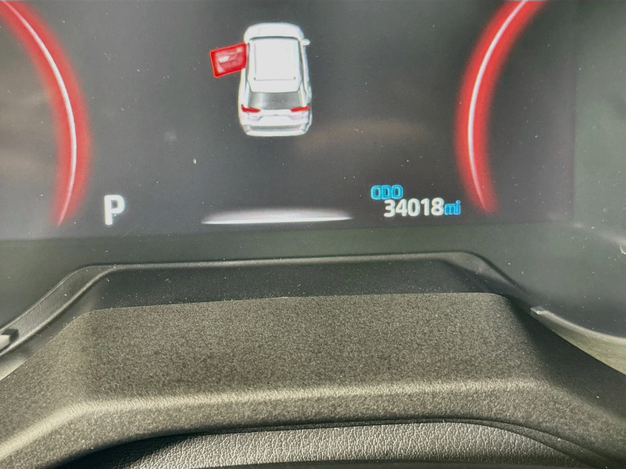 Certified Used 2025 Magnetic Gray Metallic Toyota LE image 13