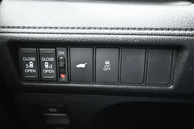 2025 Honda Odyssey EX-L - Photo 84