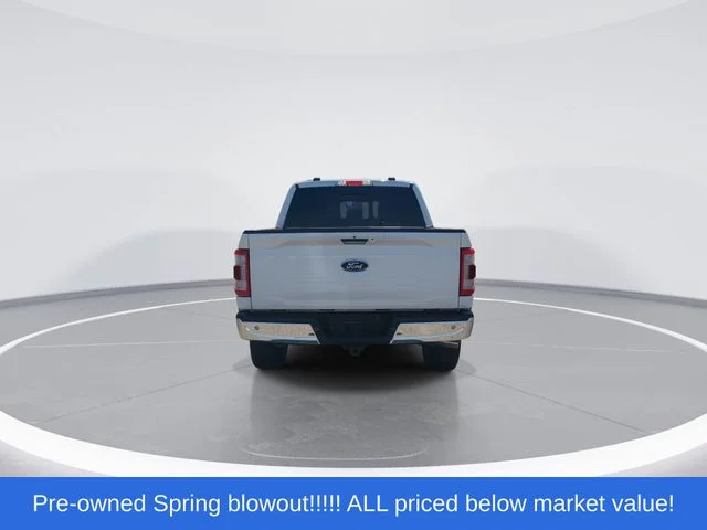 Used 2022 White Ford Lariat image 7