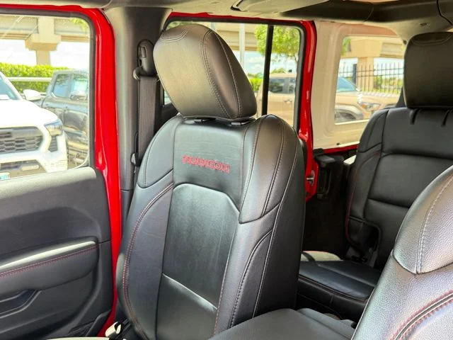 Used 2022 Red Clearcoat Jeep Unlimited Rubicon image 13