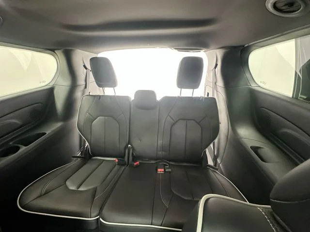 2026 Chrysler Pacifica Limited - Photo 27