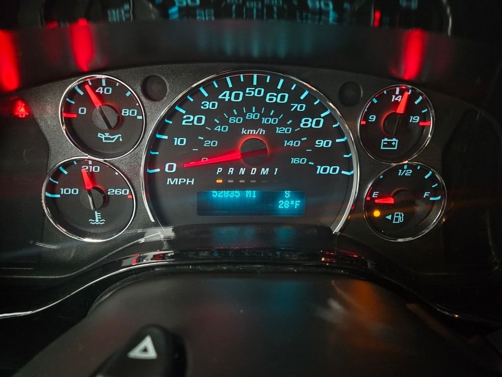 Used 2020 Summit White Chevrolet Explorer Limited SE image 23